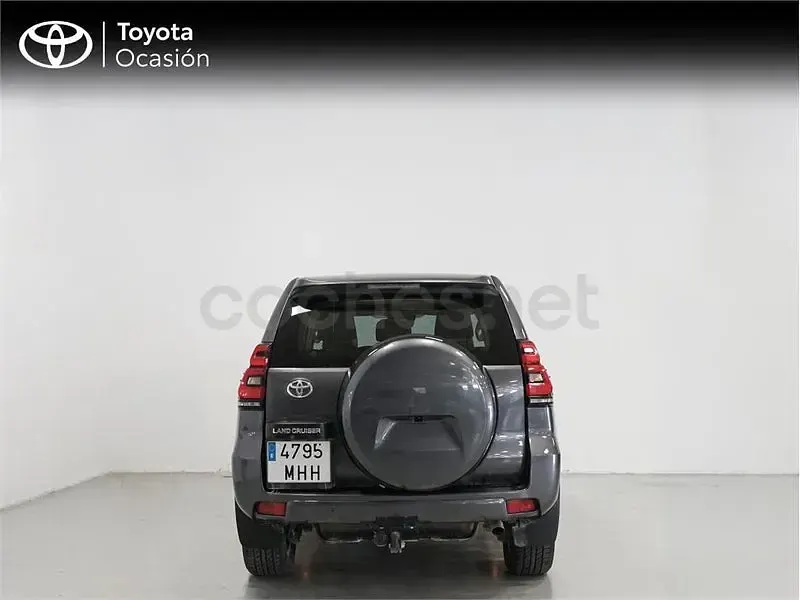 Usado Toyota Land Cruiser 204 CV (150 kW) 2023 Gris / plata SUV