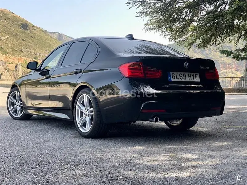 Usado BMW 320 Sport Line 184 CV (135 kW) 2014 Negro Berlina