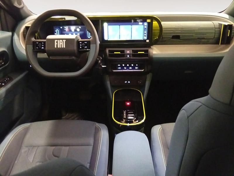 Nuevo Fiat Grande Panda Icon 100 CV (73 kW) 2025 Negro Utilitario