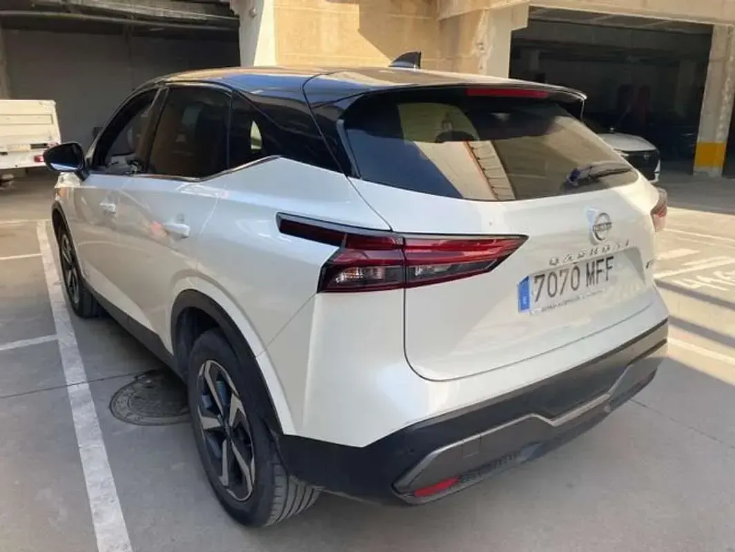 Usado Nissan Qashqai N-Connecta 190 CV (139 kW) 2023 Blanco SUV