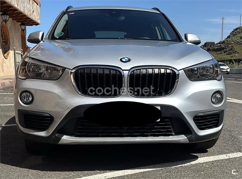 Usado BMW X1 116 CV (85 kW) 2019 Gris / plata SUV
