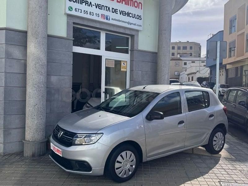Gris / plata Usado 2018 Dacia Sandero Essentiel Berlina | 6999 € (Buen precio) - Imagen 1/4