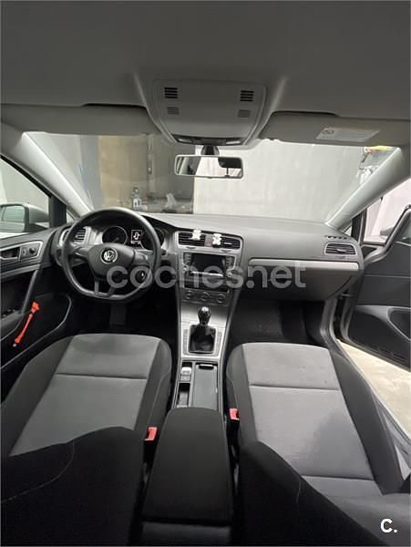 Usado VW Golf VII 105 CV (77 kW) 2013 Beige Berlina