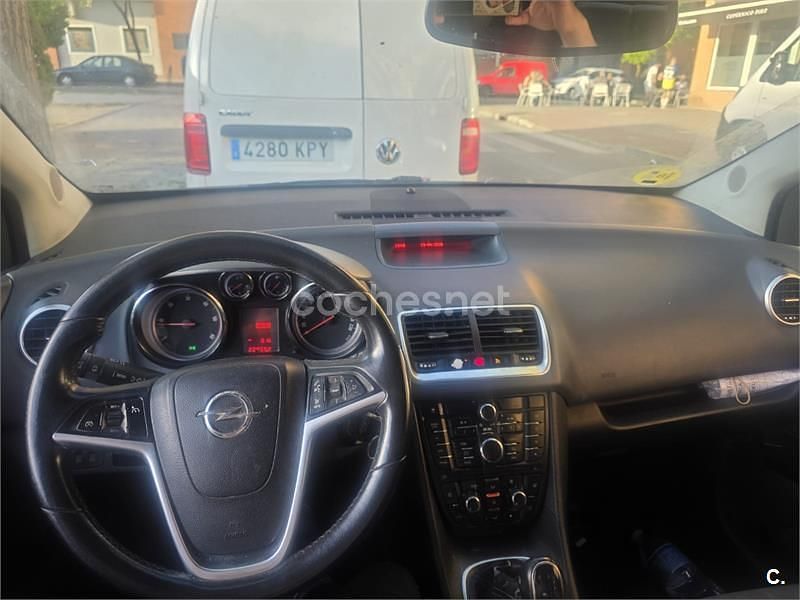 Usado Opel Meriva Excellence 110 CV (80 kW) 2011 Beige Monovolumen