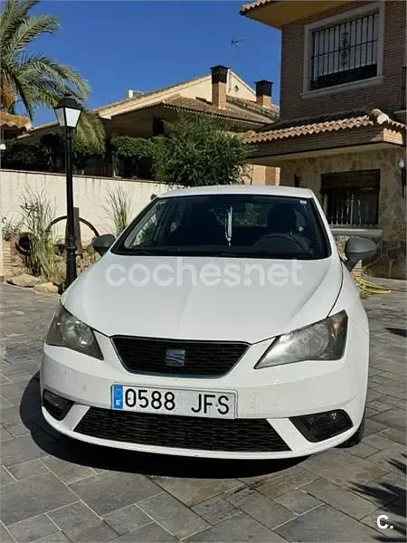 Usado Seat Ibiza I-Tech 85 CV (62 kW) 2015 Blanco Berlina