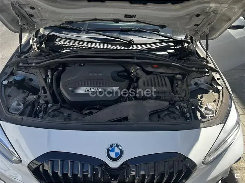 Usado BMW 118 150 CV (110 kW) 2021 Blanco Berlina