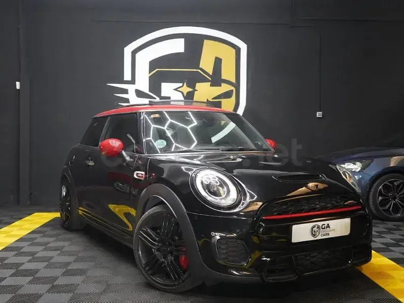 Usado Mini John Cooper Works 231 CV (169 kW) 2017 Negro Utilitario