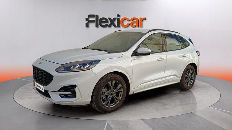 Usado Ford Kuga ST-Line 150 CV (110 kW) 2023 Blanco SUV