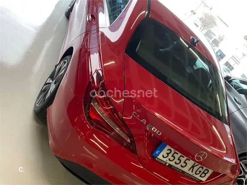 Usado Mercedes CLA200 156 CV (114 kW) 2017 Rojo Berlina