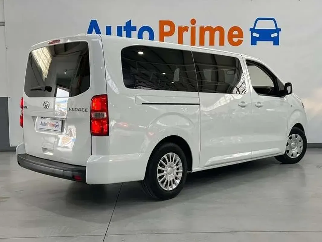 Usado Toyota Proace Plus 140 CV (102 kW) 2022 Blanco Monovolumen