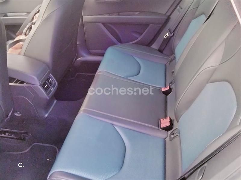 Usado Seat Leon ST CONNECT 110 CV (80 kW) 2016 Gris / plata Familiar