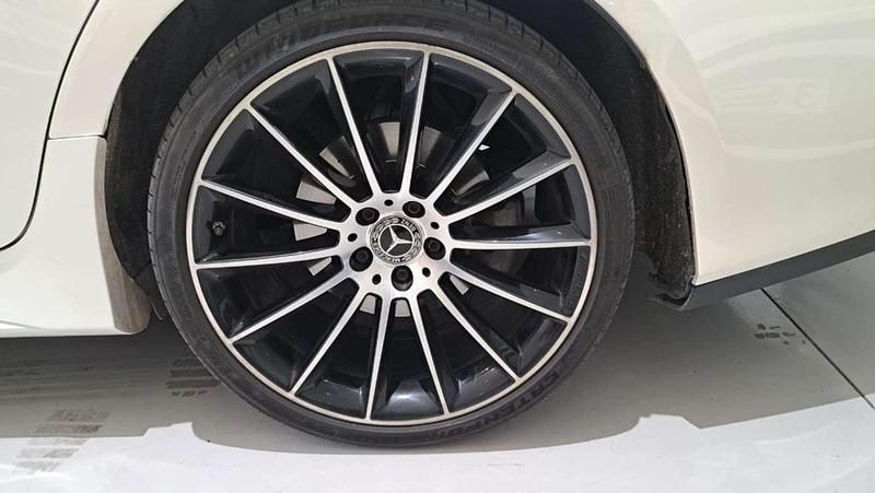 Usado Mercedes CLS400 340 CV (250 kW) 2020 Blanco Coupe