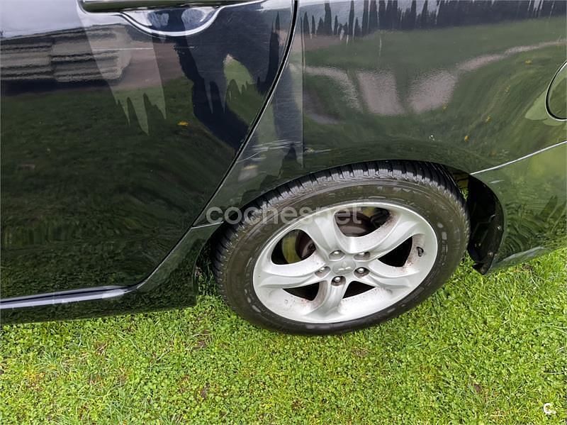 Usado Mitsubishi Grandis Intense+ 136 CV (100 kW) 2005 Negro Monovolumen