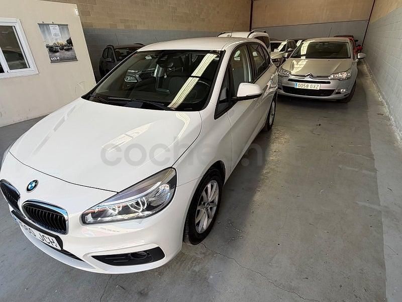 Usado BMW 216 Active Tourer Comfort Edition 116 CV (85 kW) 2015 Blanco Monovolumen