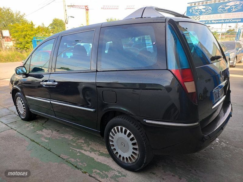 Usado Lancia Phedra 204 CV (150 kW) 2004 Negro Monovolumen