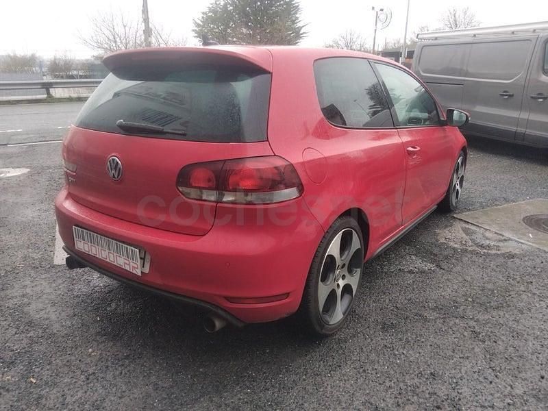 Usado VW Golf VI GTI 210 CV (154 kW) 2009 Rojo Utilitario