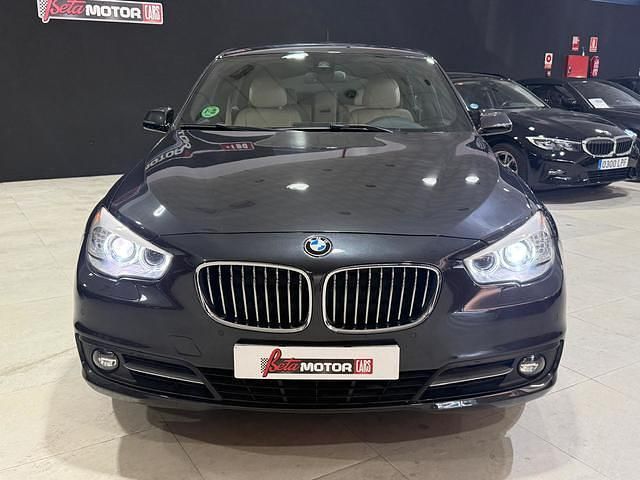 Usado BMW 520 Gran Turismo 184 CV (135 kW) 2016 Gris / plata Berlina