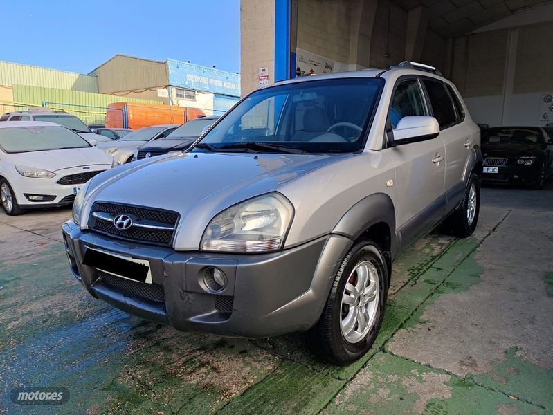 Usado Hyundai Tucson Classic 142 CV (104 kW) 2008 Gris SUV