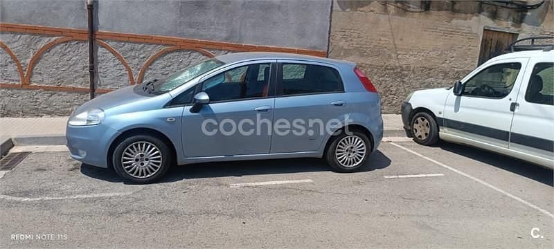 Azul Usado 2006 Fiat Grande Punto Active Utilitario | 3200 € (Precio justo) - Imagen 1/4