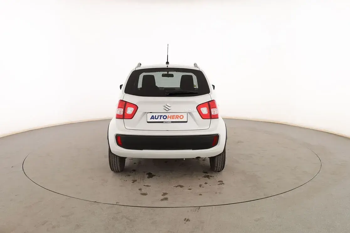 Usado Suzuki Ignis 90 CV (66 kW) 2017 Blanco SUV
