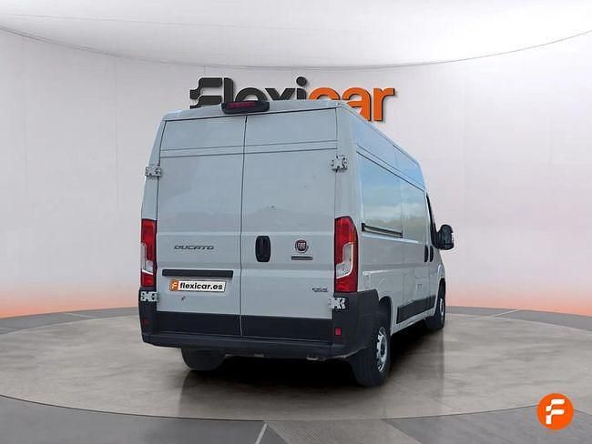 Usado Fiat Ducato 136 CV (100 kW) 2021 Blanco Van