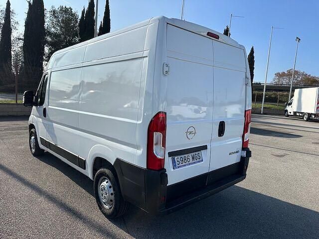Usado Opel Movano Edition 140 CV (102 kW) 2023 Blanco Berlina