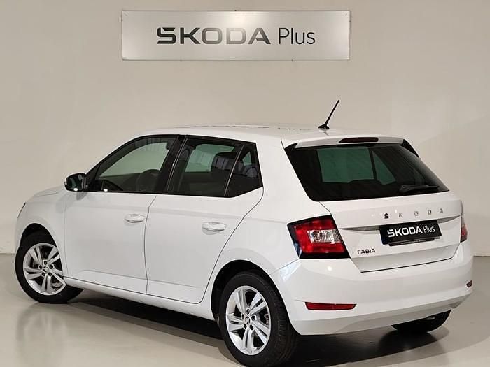 Blanco Usado 2021 Skoda Fabia Ambition | 15.300 € (Un poco caro) - Imagen 1/4