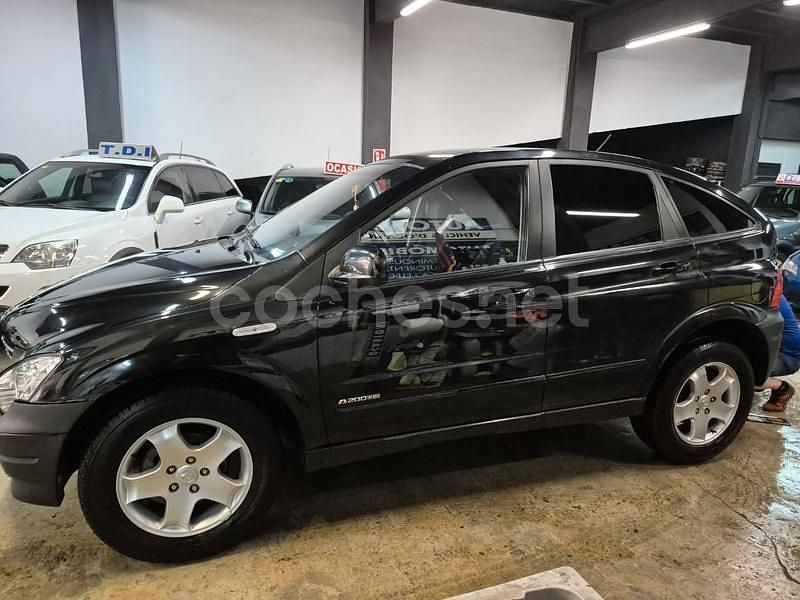 Negro Usado 2007 Ssangyong (KGM) Actyon SUV | 5990 € (Buen precio) - Imagen 1/4