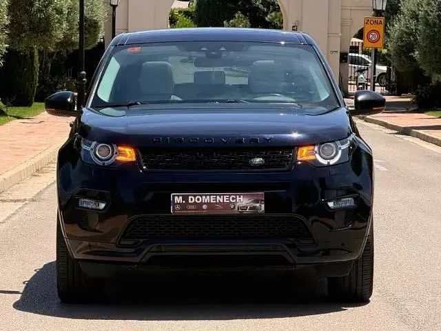 Usado Land Rover Discovery Sport Pure 180 CV (132 kW) 2018 Negro SUV