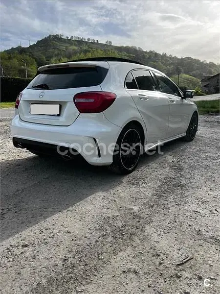 Usado Mercedes A200 AMG line 136 CV (100 kW) 2015 Blanco Berlina