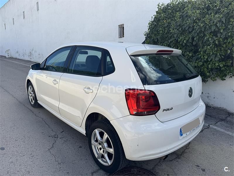 Usado VW Polo Advance 85 CV (62 kW) 2010 Blanco Utilitario