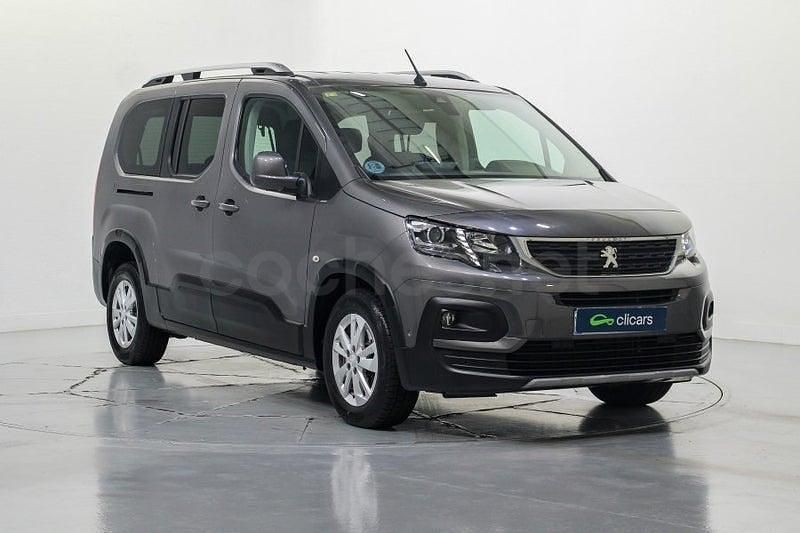 Usado Peugeot Rifter Allure 100 CV (73 kW) 2020 Gris / plata Monovolumen