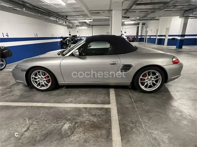 Usado Porsche Boxster S 252 CV (185 kW) 2003 Gris / plata Descapotable