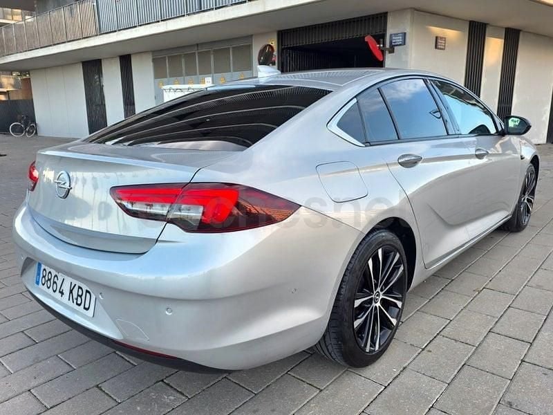 Usado Opel Insignia Eco 136 CV (100 kW) 2017 Gris / plata Berlina