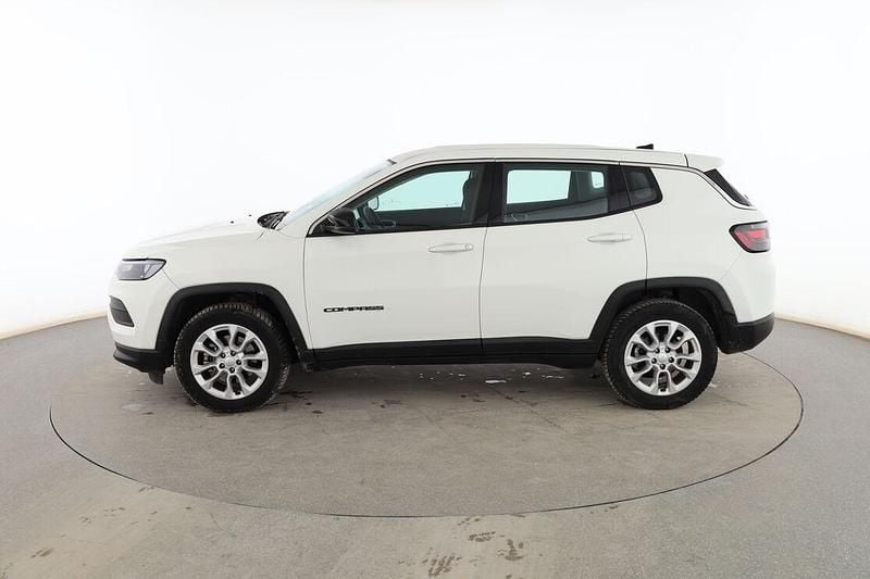 Usado Jeep Compass Night Eagle 131 CV (96 kW) 2023 Blanco SUV