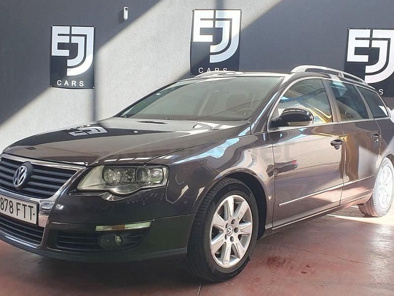 Usado VW Passat Sportline 150 CV (110 kW) 2007 Negro Familiar