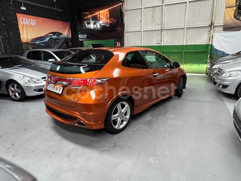Naranja Usado 2008 Honda Civic Type S Berlina | 7900 € (Precio justo) - Imagen 1/4