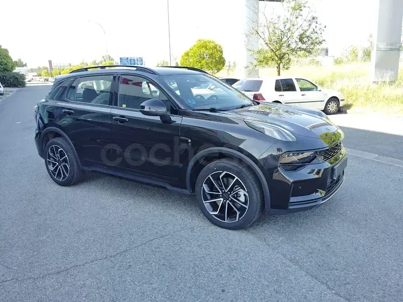 Usado Lynk & Co 01 276 CV (202 kW) 2026 Negro SUV