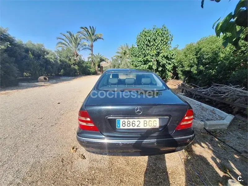 Usado Mercedes S320 197 CV (144 kW) 2000 Azul Berlina