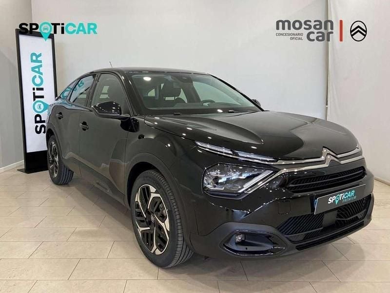 Begagnad Citroën C4 Feel 131 HK (96 kW) 2023 Svart Sedan