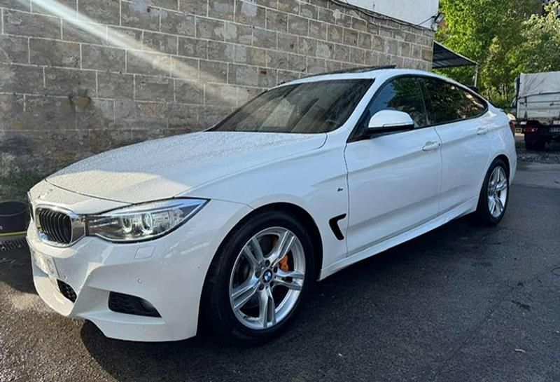 Usado BMW 330 Gran Turismo Sport Line 258 CV (189 kW) 2016 Blanco Berlina