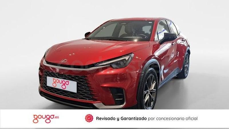 Usado Lexus LBX 136 CV (100 kW) 2025 Rojo SUV