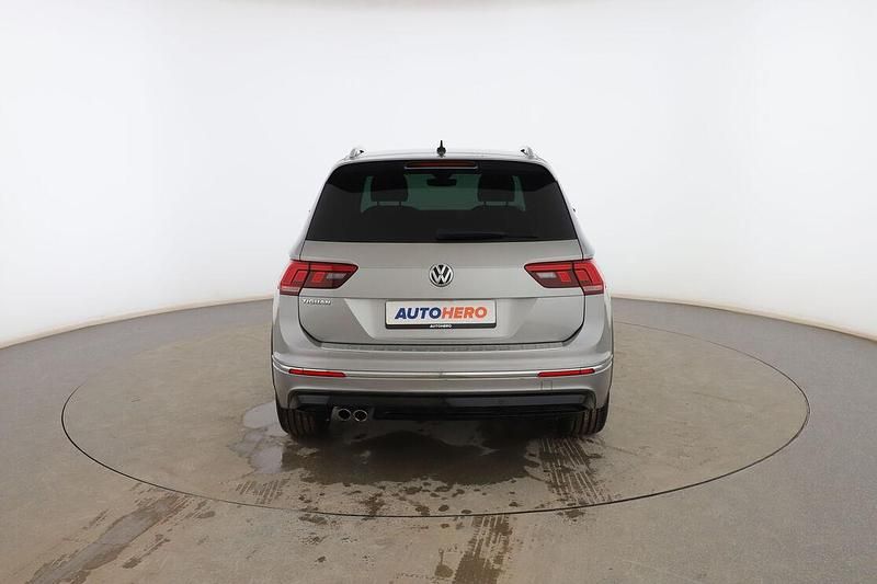 Usado VW Tiguan Advance 150 CV (110 kW) 2020 Gris SUV