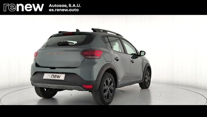 Usado Dacia Sandero Extreme 101 CV (74 kW) 2025 Verde Berlina