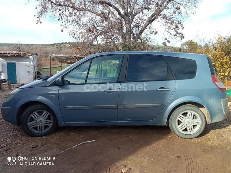 Usado Renault Grand Scénic II Dynamique 120 CV (88 kW) 2005 Azul Monovolumen