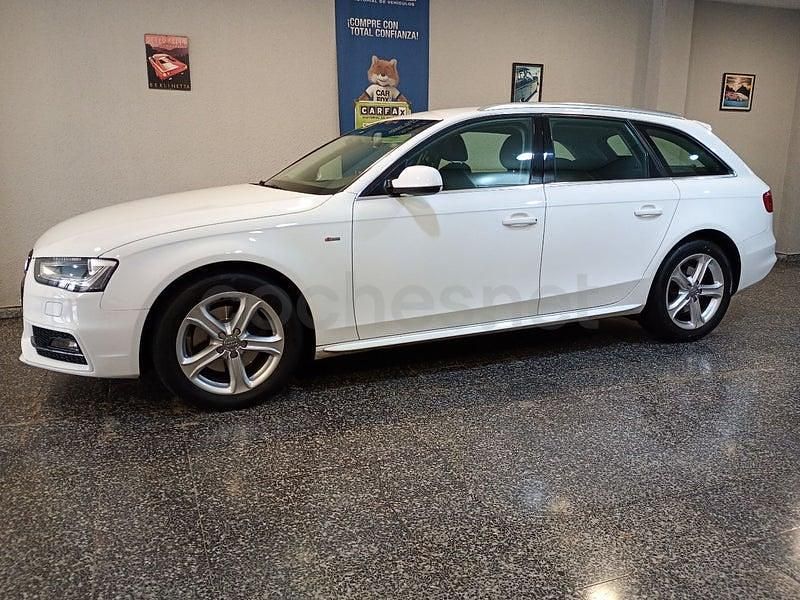 Usado Audi A4 S-Line 150 CV (110 kW) 2015 Blanco Familiar