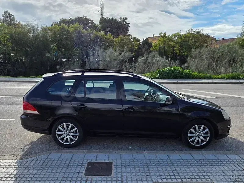 Usado VW Golf VI Highline 105 CV (77 kW) 2009 Negro Utilitario