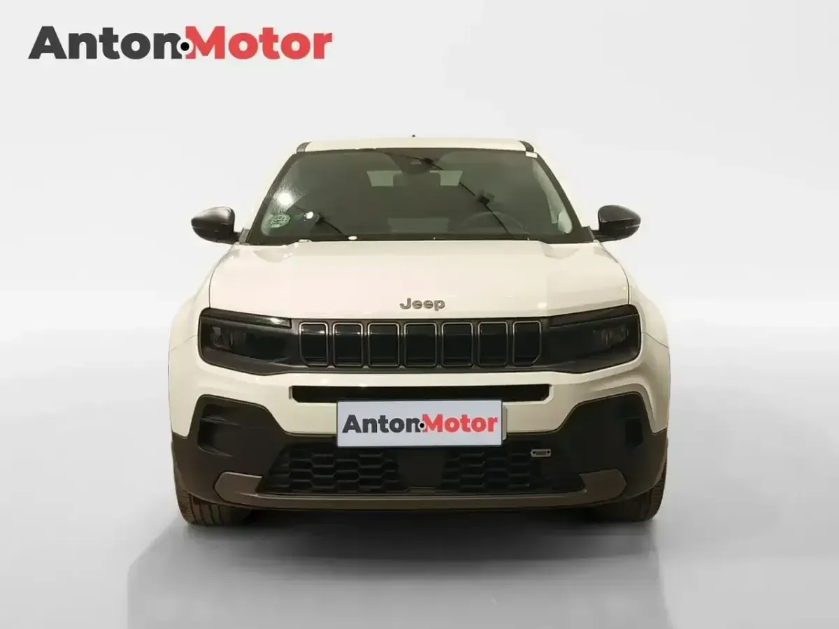 Usado Jeep Avenger Longitude 100 CV (73 kW) 2023 Blanco SUV