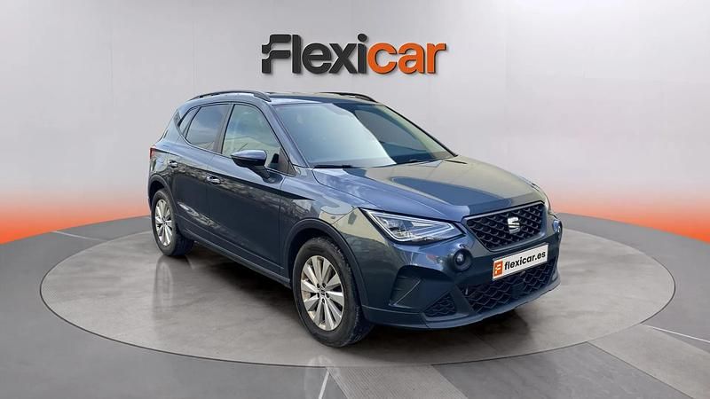 Usado Seat Arona XCELLENCE 110 CV (80 kW) 2021 Gris SUV