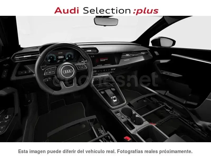 Usado Audi A3 Ambiente 150 CV (110 kW) 2024 Gris / plata Berlina
